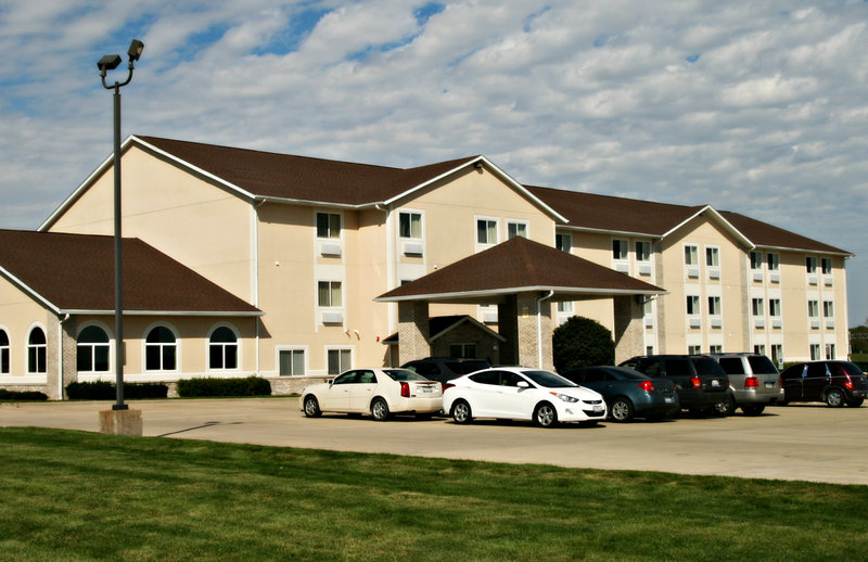 Holiday Inn Express LINCOLN - Lincoln, IL