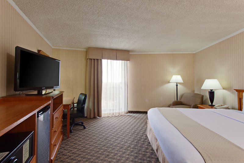 Holiday Inn - Long Beach, CA