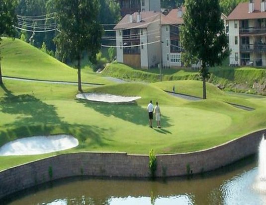 Pointe Royale Clubhouse & Accommodations - Branson, MO