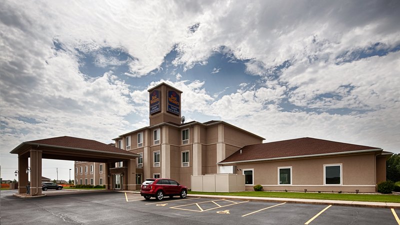 BEST WESTERN Legacy Inn & Suites Beloit/South Beloit - South Beloit, IL