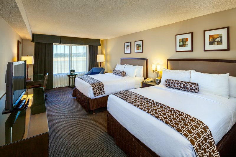 Vineyards Chop House-Crowne Plaza Hotel Concord - Concord, CA