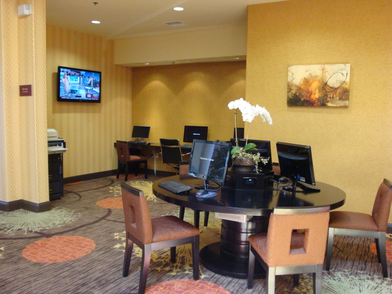 Vineyards Chop House-Crowne Plaza Hotel Concord - Concord, CA