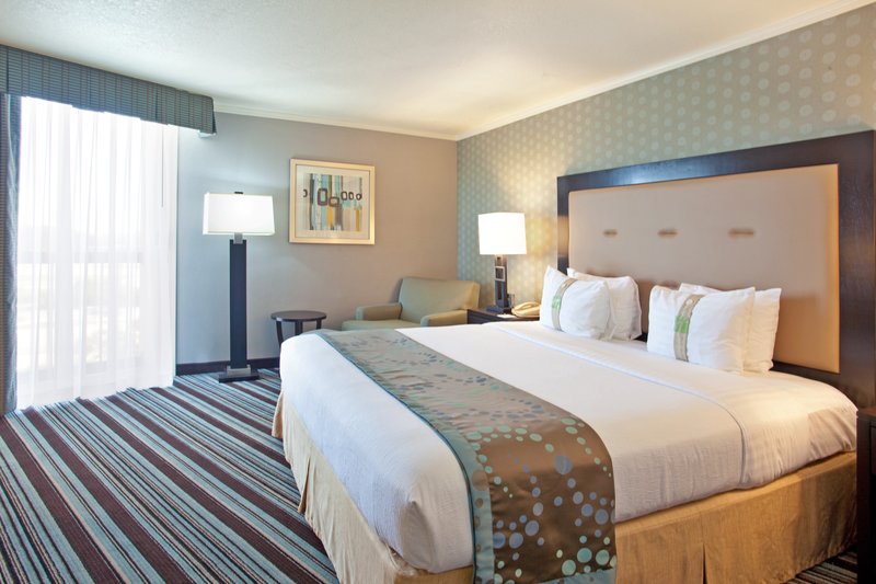 Holiday Inn - Long Beach, CA