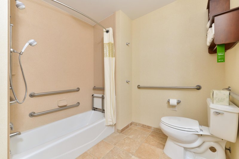 Hampton Inn Muscatine - Muscatine, IA