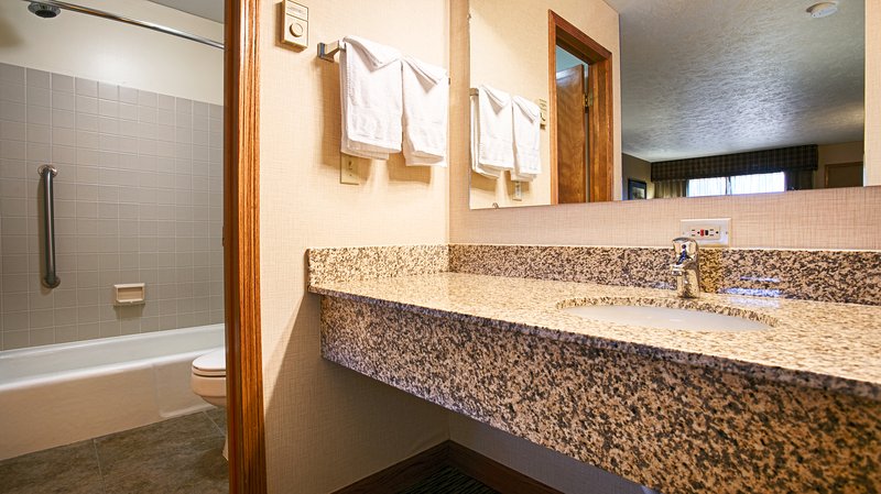 Best Western Cross-Winds Motor Inn - West Yellowstone, MT