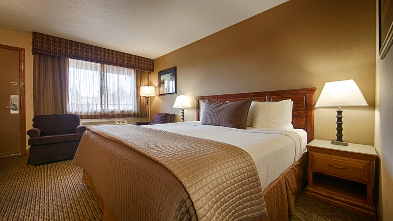 Best Western Cross-Winds Motor Inn - West Yellowstone, MT