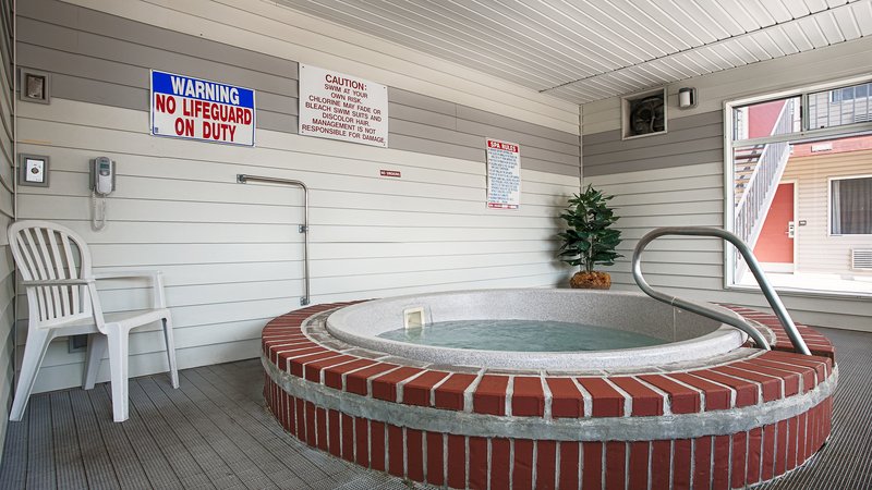 Best Western Cross-Winds Motor Inn - West Yellowstone, MT