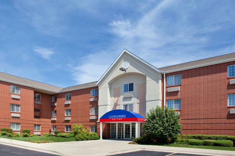 Candlewood Suites CHICAGO/NAPERVILLE - Warrenville, IL