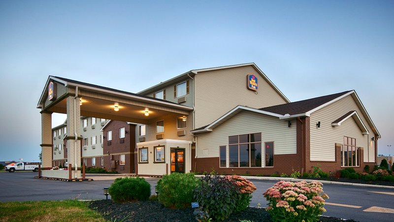 Best Western Plus University Inn - Marion, OH