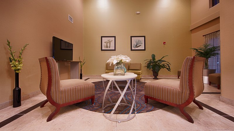 BEST WESTERN PLUS Lonoke Hotel - Lonoke, AR