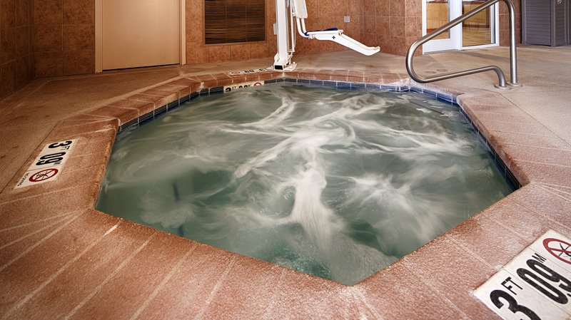 Best Western Plus-Capital Inn - Jefferson City, MO