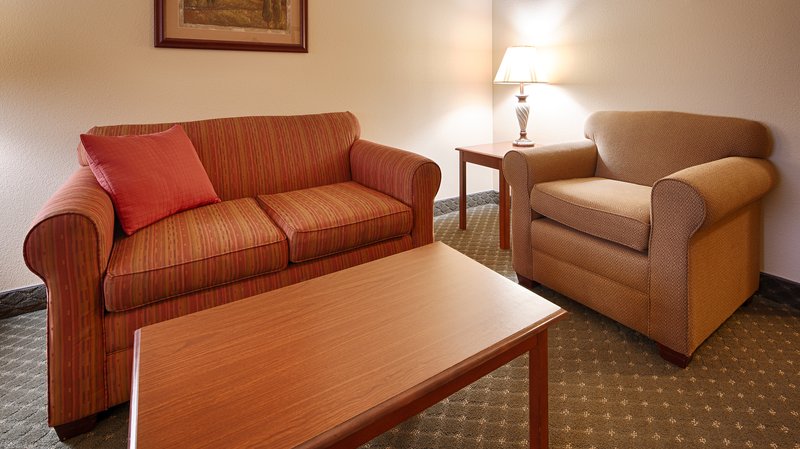 Best Western Plus-Capital Inn - Jefferson City, MO