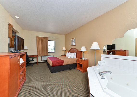 Econo Lodge - Decatur, IN