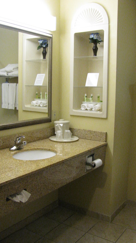 Holiday Inn Express & Suites BILOXI- OCEAN SPRINGS - Pearlington, MS