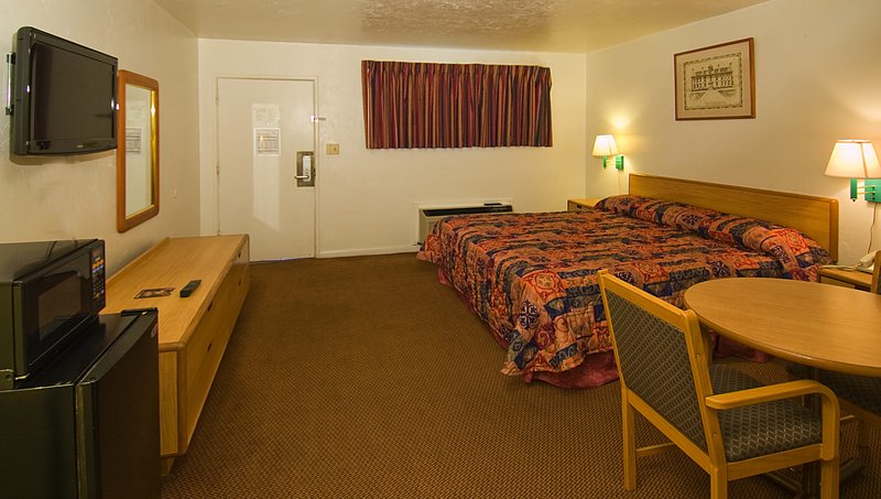 Americas Best Value Inn - Gainesville, FL