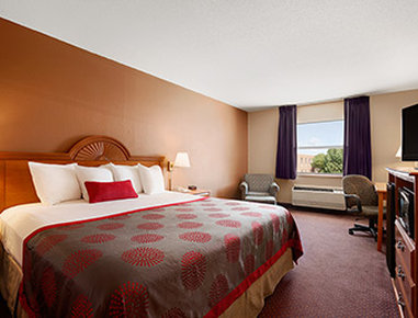 Ramada Sioux City - Sioux City, IA