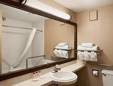 Ramada Sioux City - Sioux City, IA