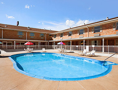 Ramada Sioux City - Sioux City, IA