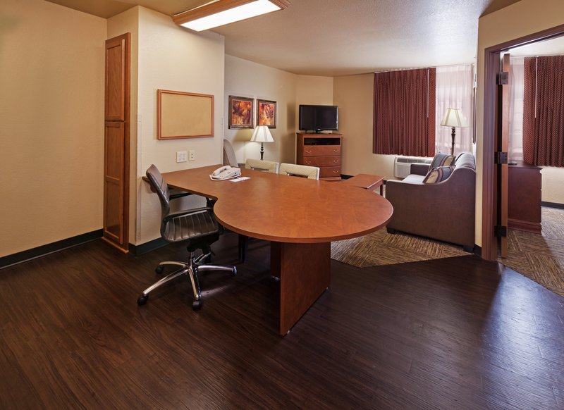 Candlewood Suites - Falcon, MO