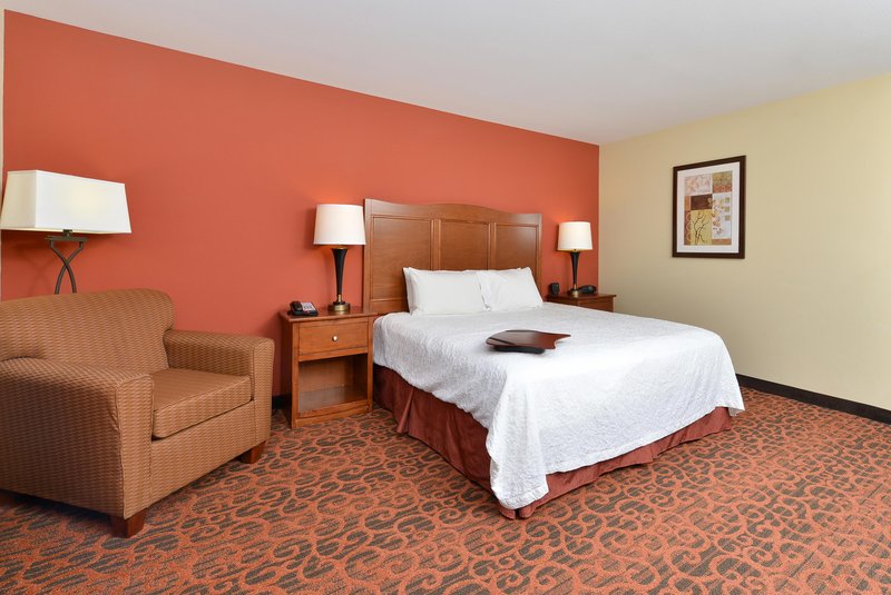 Hampton Inn Clinton - Clinton, IA