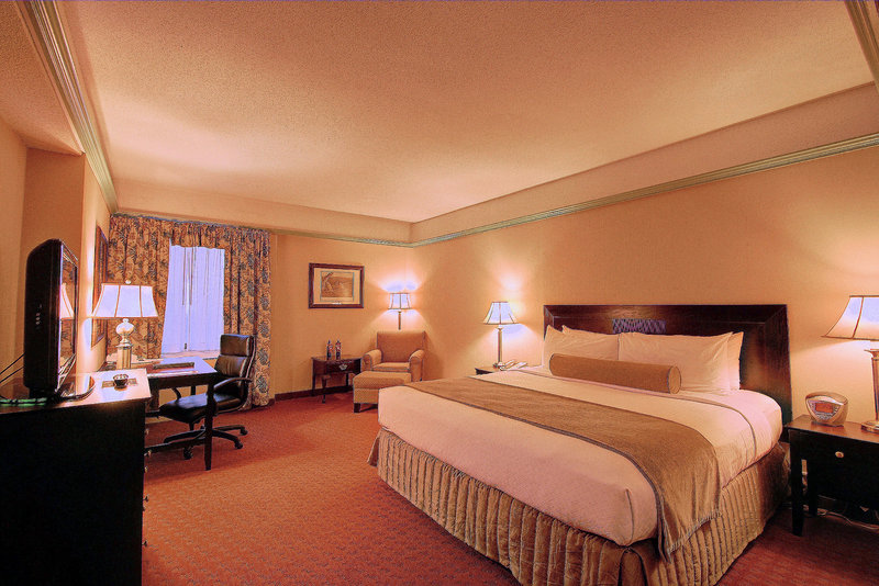 Crowne Plaza PITTSFIELD-BERKSHIRES - Pittsfield, MA