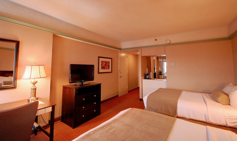 Crowne Plaza PITTSFIELD-BERKSHIRES - Pittsfield, MA
