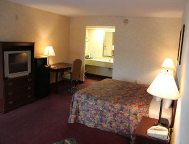 Knights Inn Greeneville - Greeneville, TN