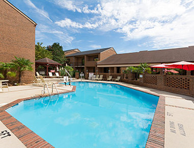 Ramada By Wyndham Raleigh - Raleigh, NC