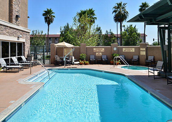 Comfort Suites Ontario Convention Center - Ontario, CA