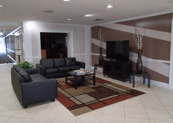 Holiday Inn Cartersville - White, GA