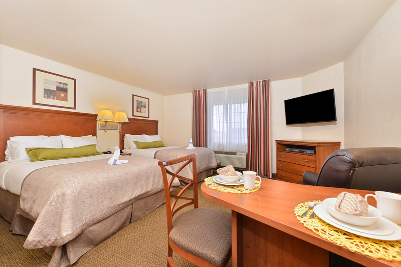 Candlewood Suites Bloomington-Normal - Colfax, IL