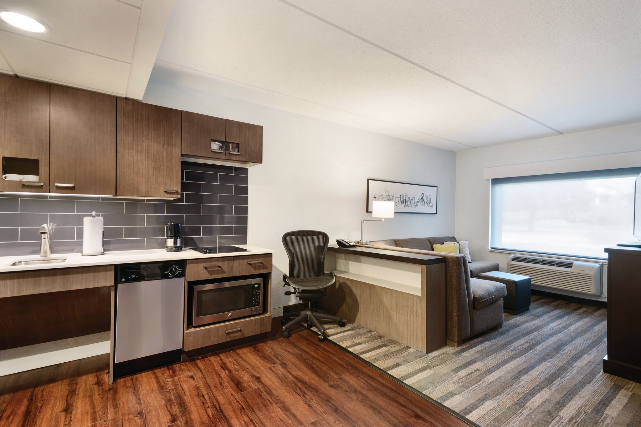 Towneplace Suites By Marriott Charlotte Loso Airport – Charlotte, NC
