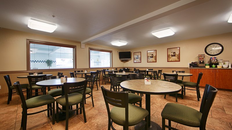BEST WESTERN Oak Meadows Inn - Saint Helens, OR
