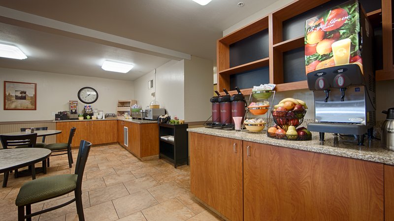 BEST WESTERN Oak Meadows Inn - Saint Helens, OR