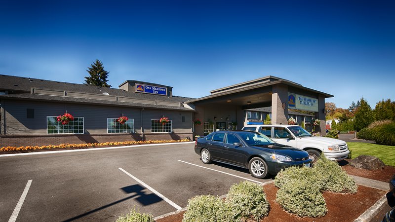 BEST WESTERN Oak Meadows Inn - Saint Helens, OR