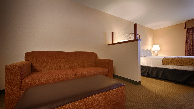 BEST WESTERN Oak Meadows Inn - Saint Helens, OR