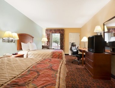 Days Inn Weldon Roanoke Rapids - Weldon, NC