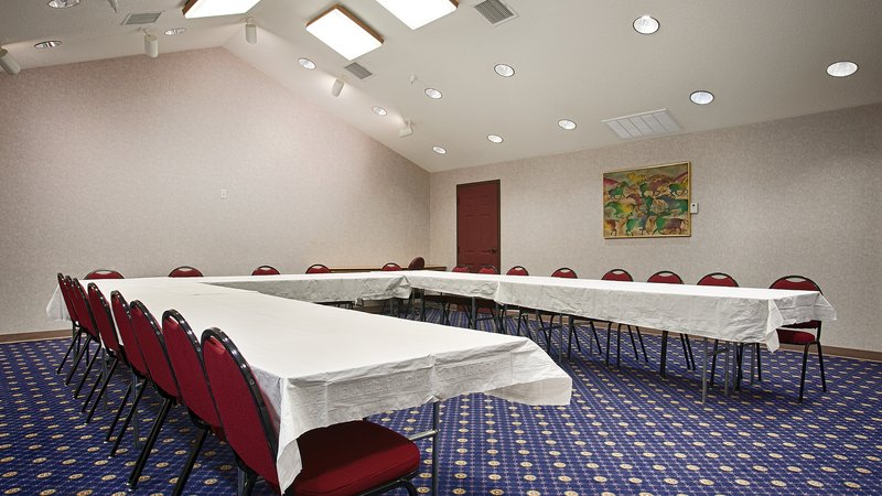 Best Western - Okmulgee, OK