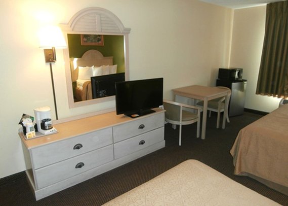 Quality Inn - Mission, KS