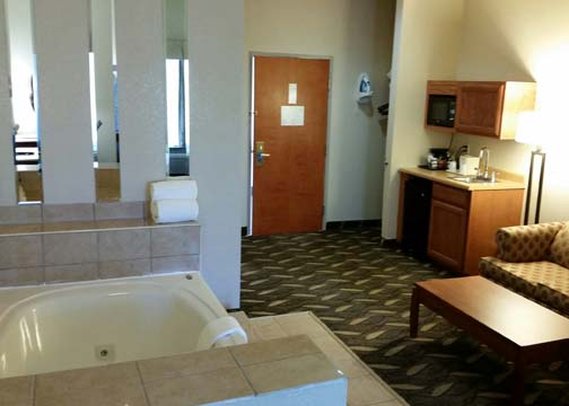 Comfort Suites - Rolla, MO