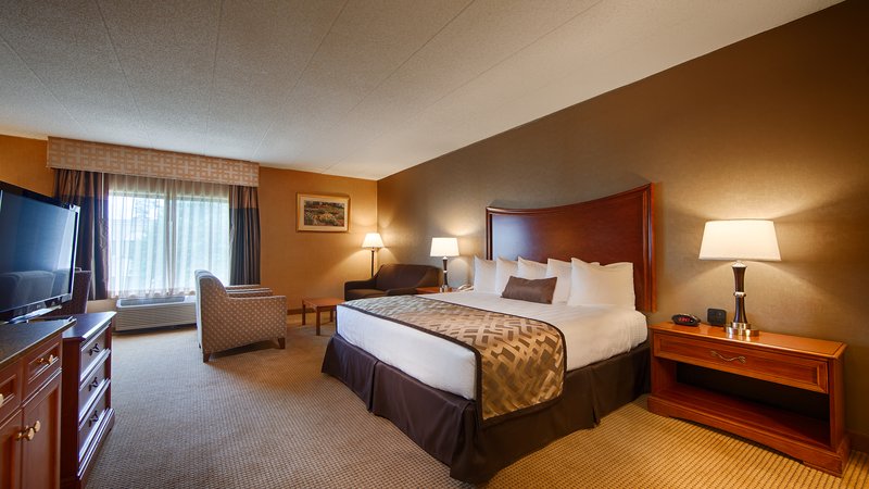 Best Western Plus North Haven Hotel - North Haven, CT