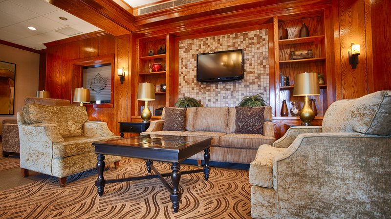 Best Western Plus North Haven Hotel - North Haven, CT