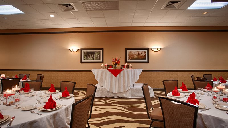 Best Western Plus North Haven Hotel - North Haven, CT