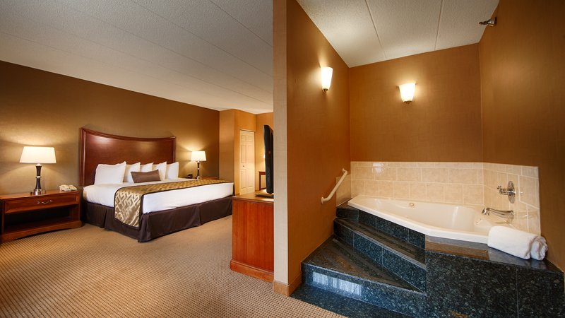 Best Western Plus North Haven Hotel - North Haven, CT