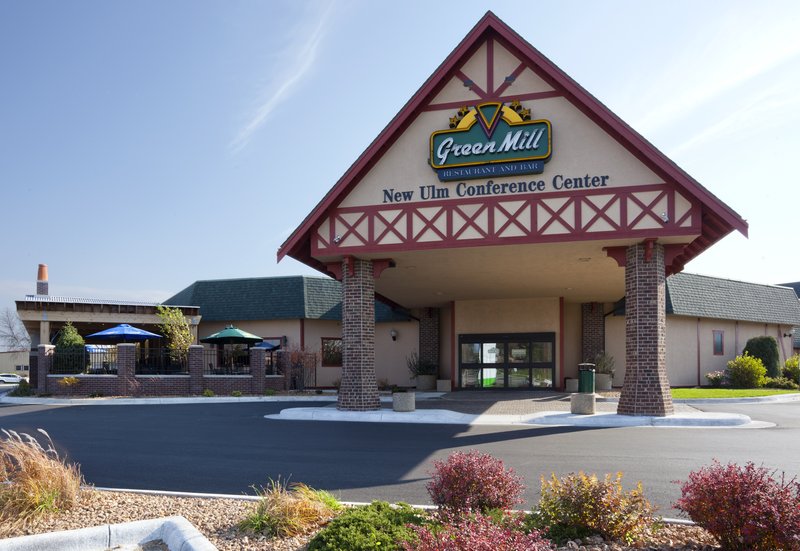Holiday Inn - New Ulm, MN