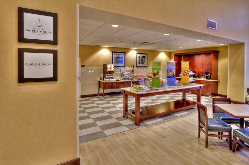 Hampton Inn & Suites Fort Myers-Estero/Fgcu - Estero, FL