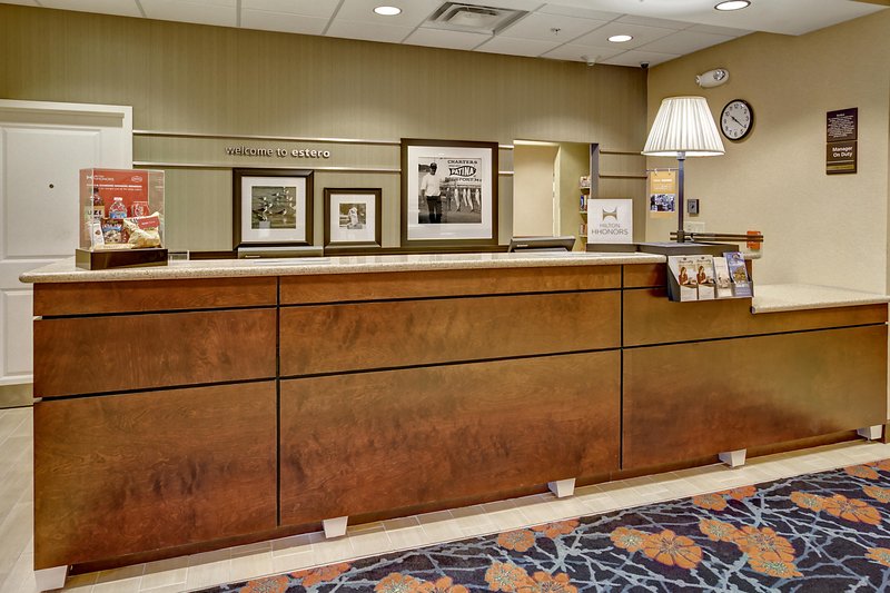 Hampton Inn & Suites Fort Myers-Estero/Fgcu - Estero, FL
