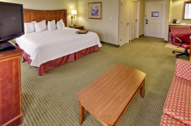 Hampton Inn & Suites Fort Myers-Estero/Fgcu - Estero, FL