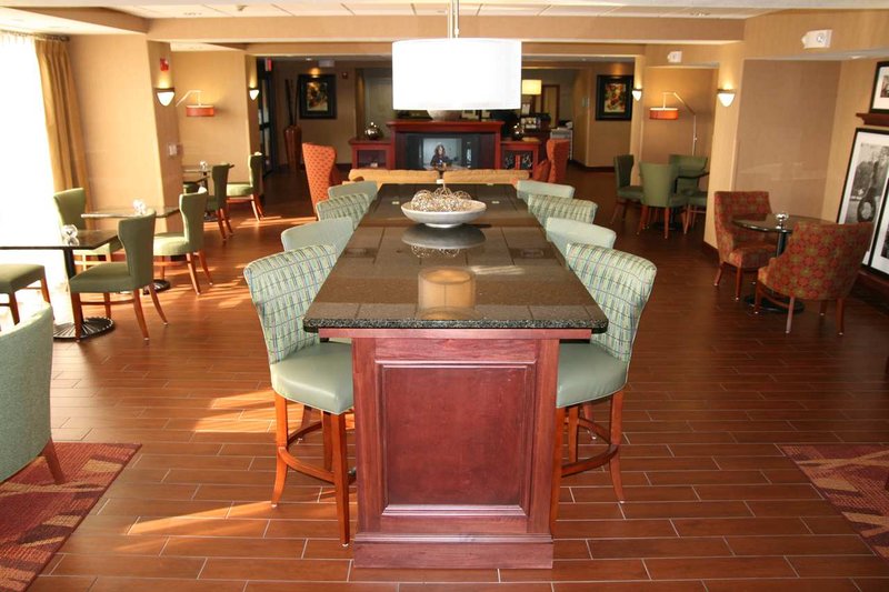 Hampton Inn Hays-North Of I-70 - Hays, KS