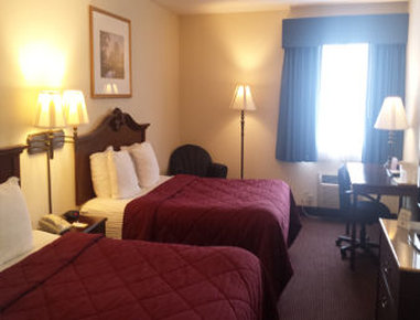 Baymont Inn & Suites - Osage Beach, MO